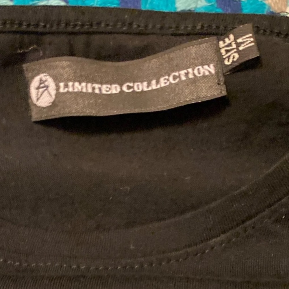 Shirts - Picture 3 of 3